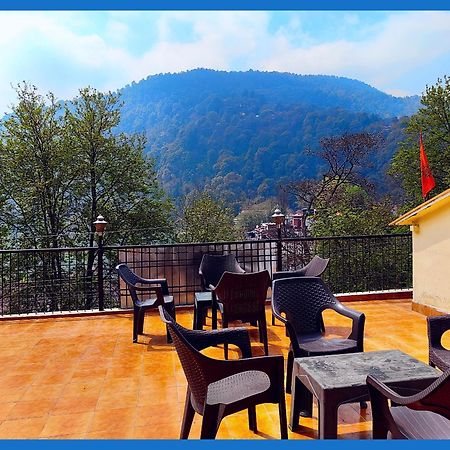 נייניטל Flattiess ! Hotel Near Mall Road - Open Sitting Area On Terrace With Full Naini Lake View And Mountain Valley View - Wi Fi - Room Service Available - Top Rated Hotel מראה חיצוני תמונה